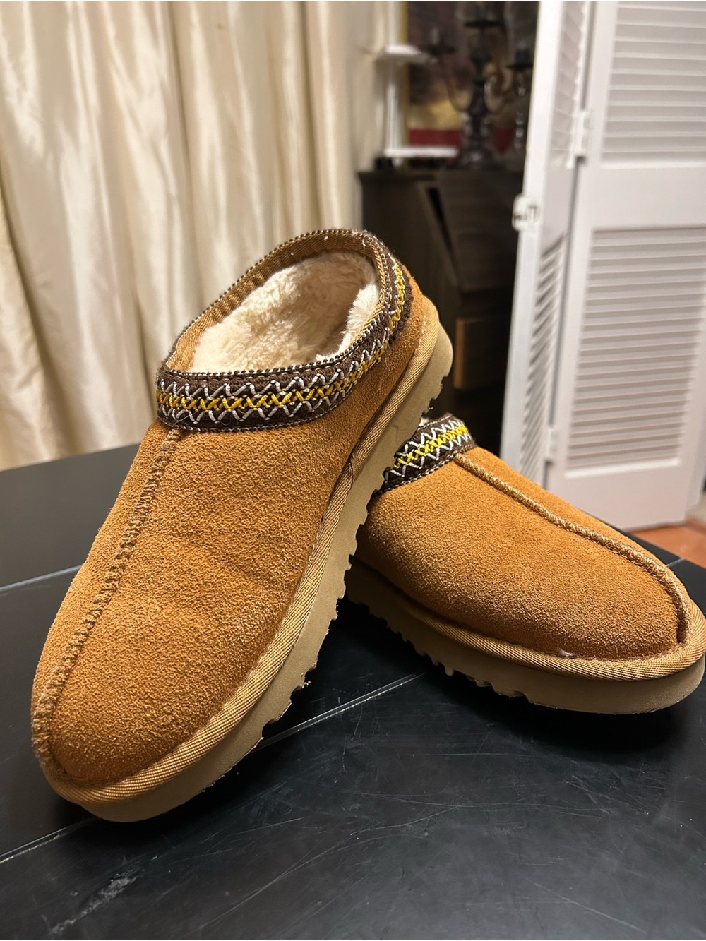 UGG Women's Tasmin Chestnut Suede Moccasin Slip ons Shearling Lined with Trim